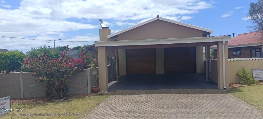 3 Bedroom Property for Sale in Hartenbos Central Western Cape